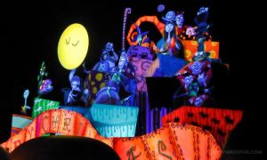 Disneyland | Disney Park Tips | Rides That Are Better at Disneyland | Disneyland Attractions | Disneyland Tips | California Travel Tips